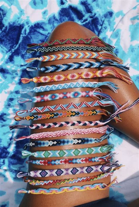 aesthetic friendship bracelets